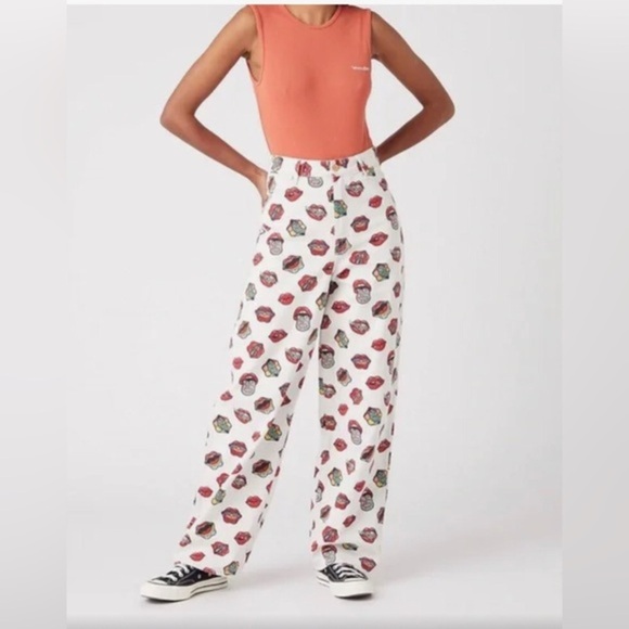 Wrangler Read My Lips Jeans Barrel 652 High Rise Barrel jeans size 26x31‎ new - Picture 2 of 8